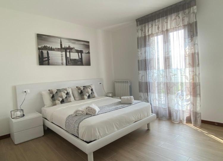 Residence Outlet Vivaldi Noventa di Piave Esterno foto