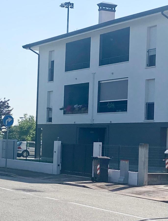 Residence Outlet Vivaldi Noventa di Piave Esterno foto